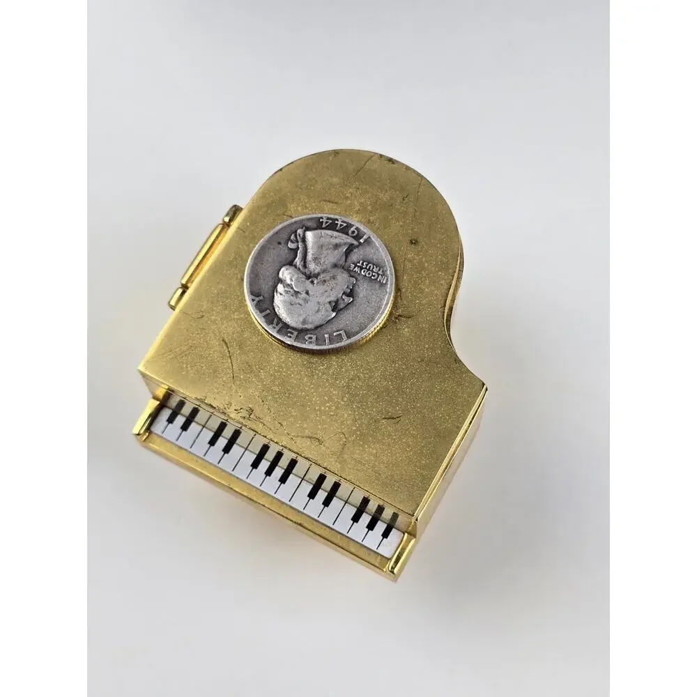 Timex quartz mini clock Desktop / Shelf grand Piano mint in box -needs battery